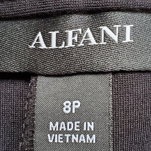 Alfani Black Slim Leg Tummy Control Classic Timeless Career Pants NWT Size 8P - Picture 7 of 11